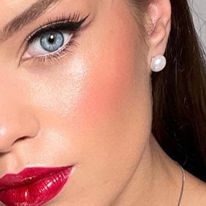 Meet your Posher, Iulia